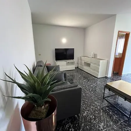 3 Dormitorios. Terraza. Bus Stop * Los Realejos