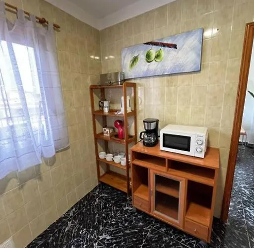 3 Dormitorios. Terraza. Bus Stop Los Realejos